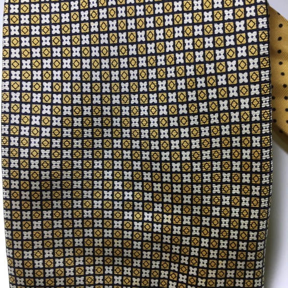 Classics Tommy Hilfiger Geometric Inported100% Silk Gold Brown Men's  Tie - Picture 3 of 8